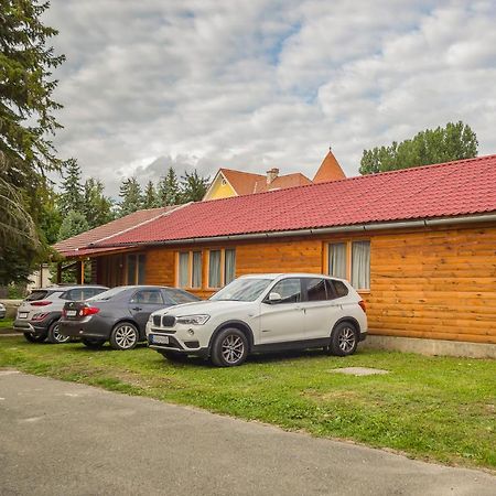 Lipicai Ifjusagi Szallo Szilvásvárad Zewnętrze zdjęcie